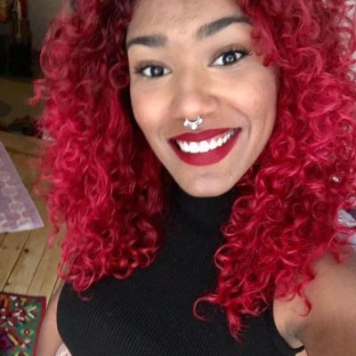 NoemiaVentura Now online